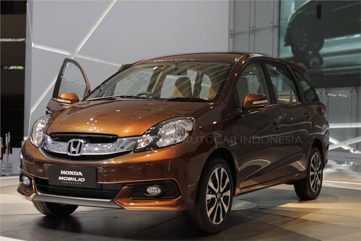 Honda Mobilio MPV photo gallery